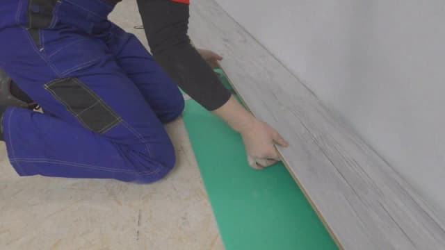 Jak położyć panele na podłogę bez błędów - krok po kroku do sukcesu Jak położyć panele na podłogę bez błędów - krok po kroku do sukcesu